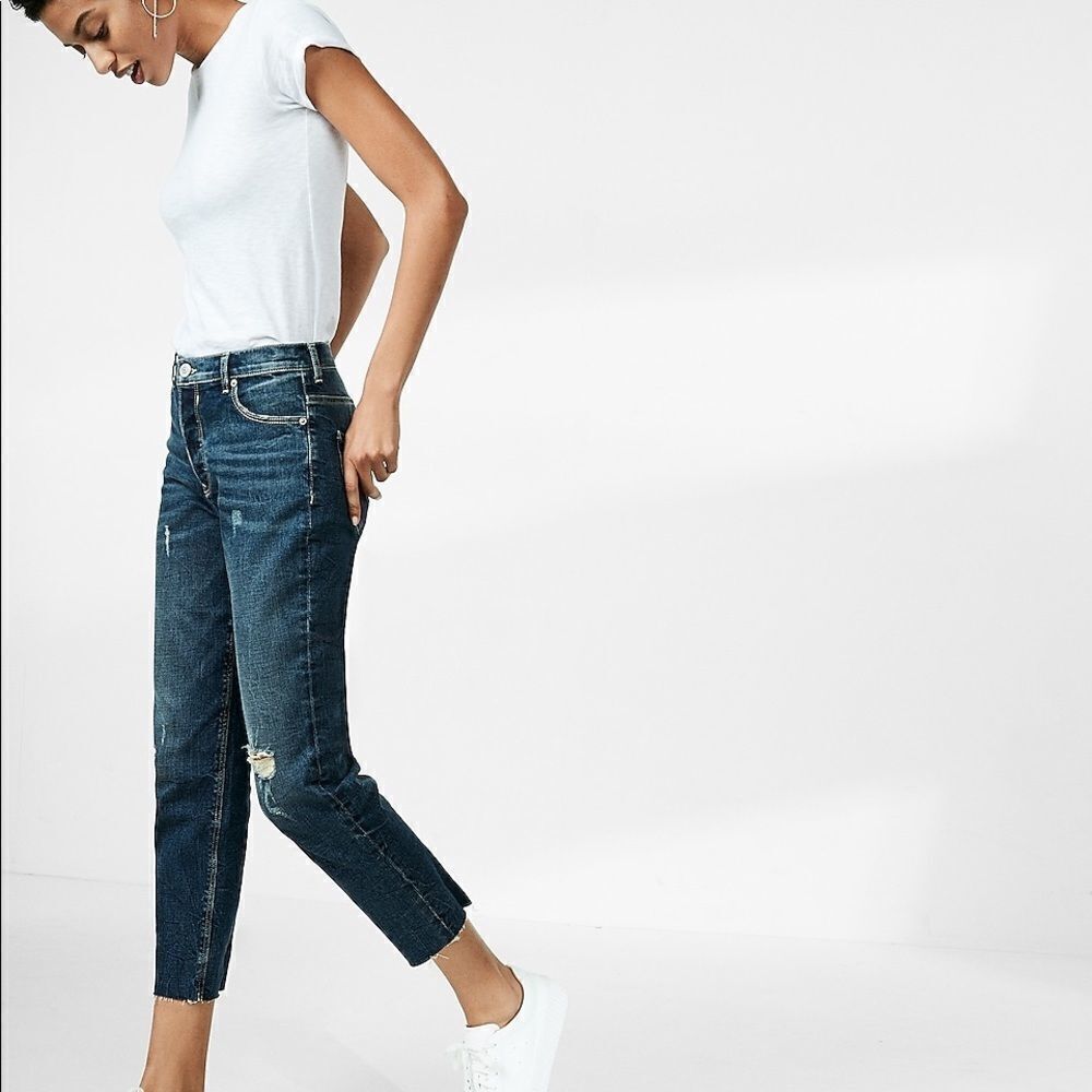 ✨HP✨High Waisted Cropped Girlfriend Jeans✨ - Picture 2 of 4
